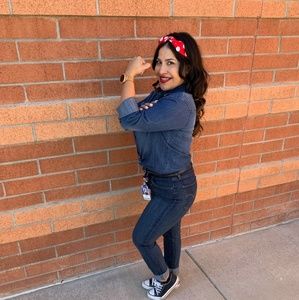 Meet your Posher, Anabel